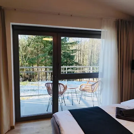 Relax In Evergreen * Tale