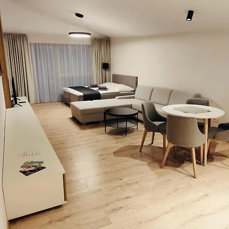 Relax In Evergreen Lägenhet