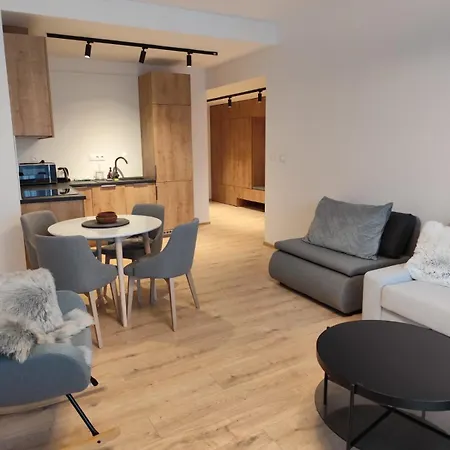 Apartment Relax In Evergreen Tale