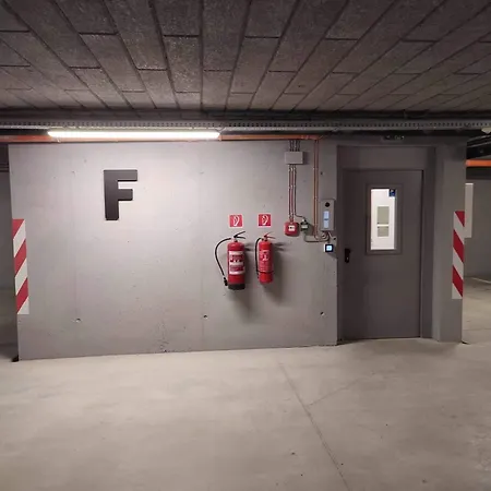 Relax In Evergreen Apartment