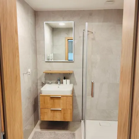 Relax In Evergreen Apartment *