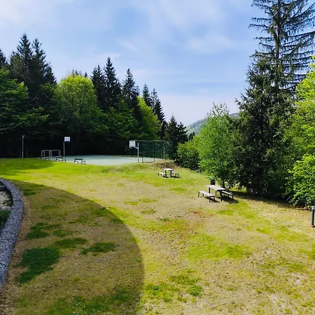 Relax In Evergreen Apartment