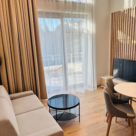 Relax In Evergreen Apartment Tale
